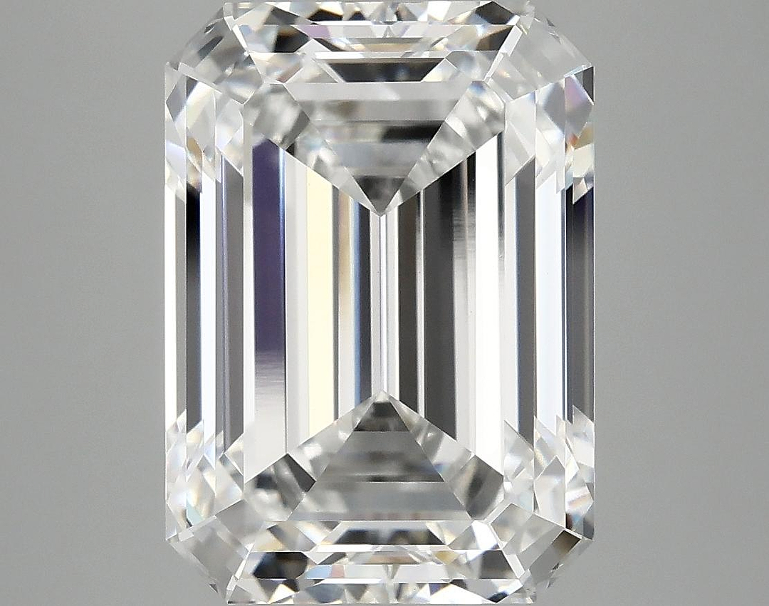 7.2 Carat Emerald Shaped Ideal Cut VVS2 IGI Certified Lab Grown Diamond