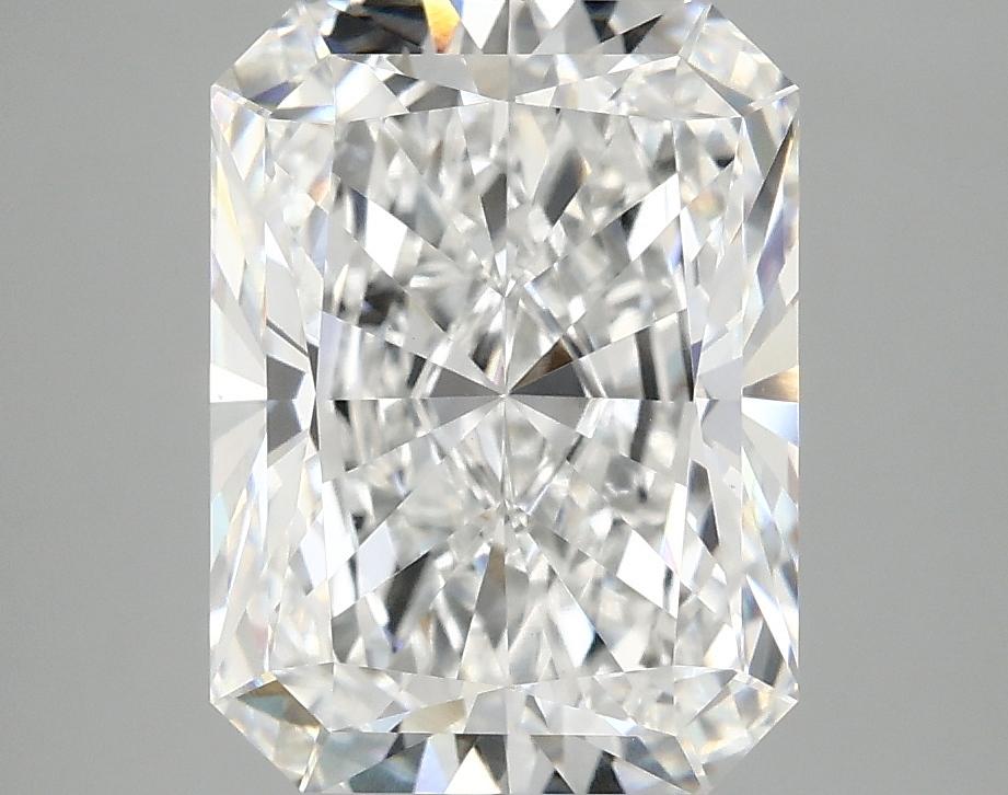 4.11 Carat Radiant Shaped Excellent Cut VS1 IGI Certified Lab Grown Diamond