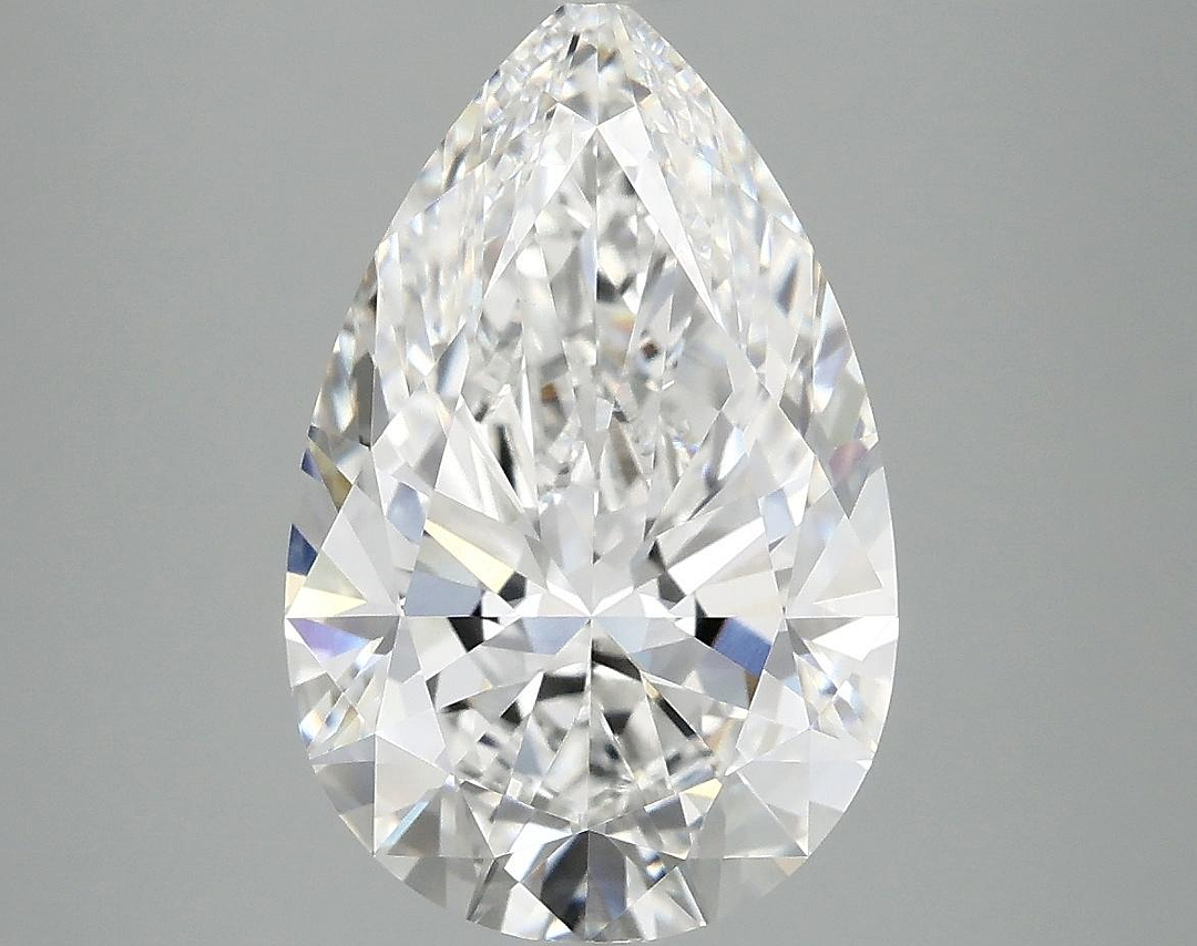 4.0 Carat Pear Shaped Ideal Cut VVS2 IGI Certified Lab Grown Diamond