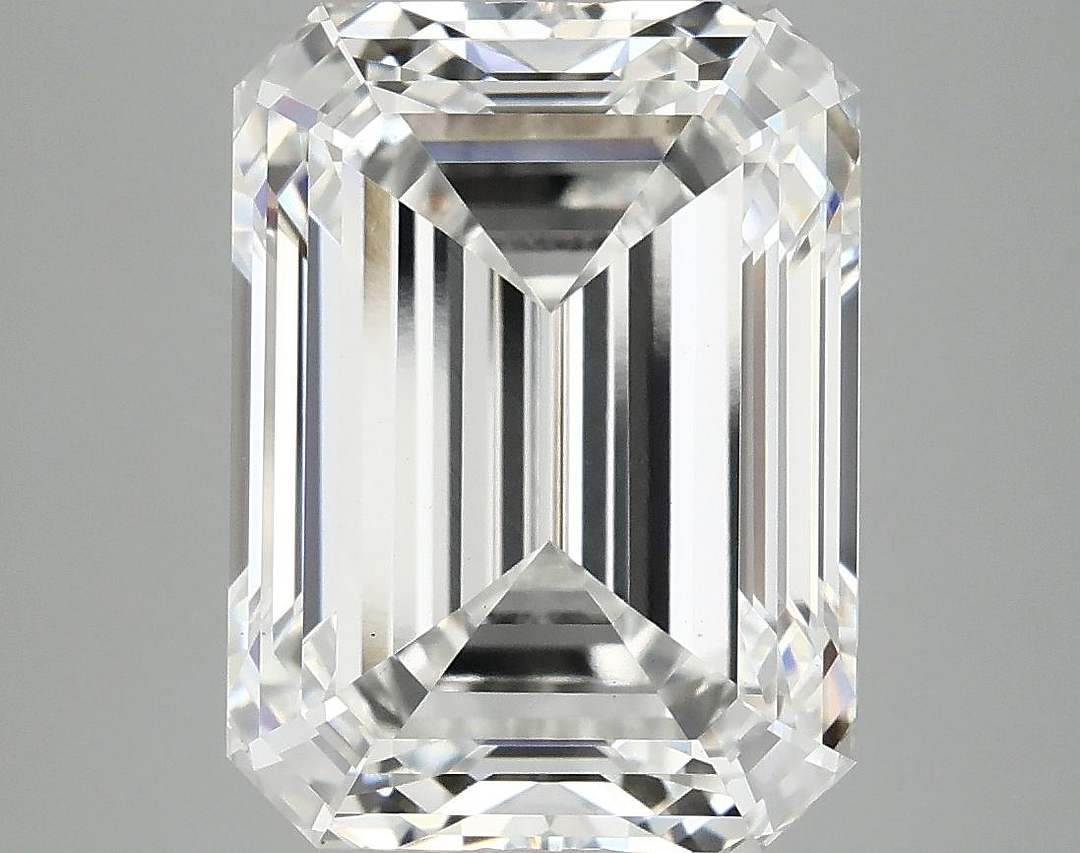 7.57 Carat Emerald Shaped Excellent Cut VS1 IGI Certified Lab Grown Diamond