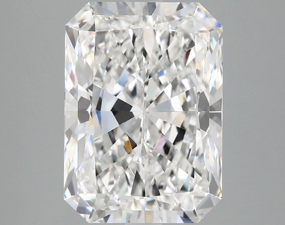 4.0 Carat Radiant Shaped Ideal Cut VVS2 IGI Certified Lab Grown Diamond