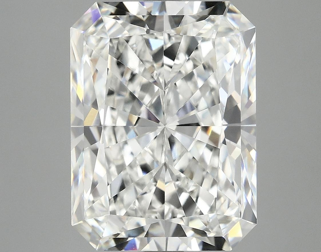 7.15 Carat Radiant Shaped Excellent Cut VVS2 IGI Certified Lab Grown Diamond