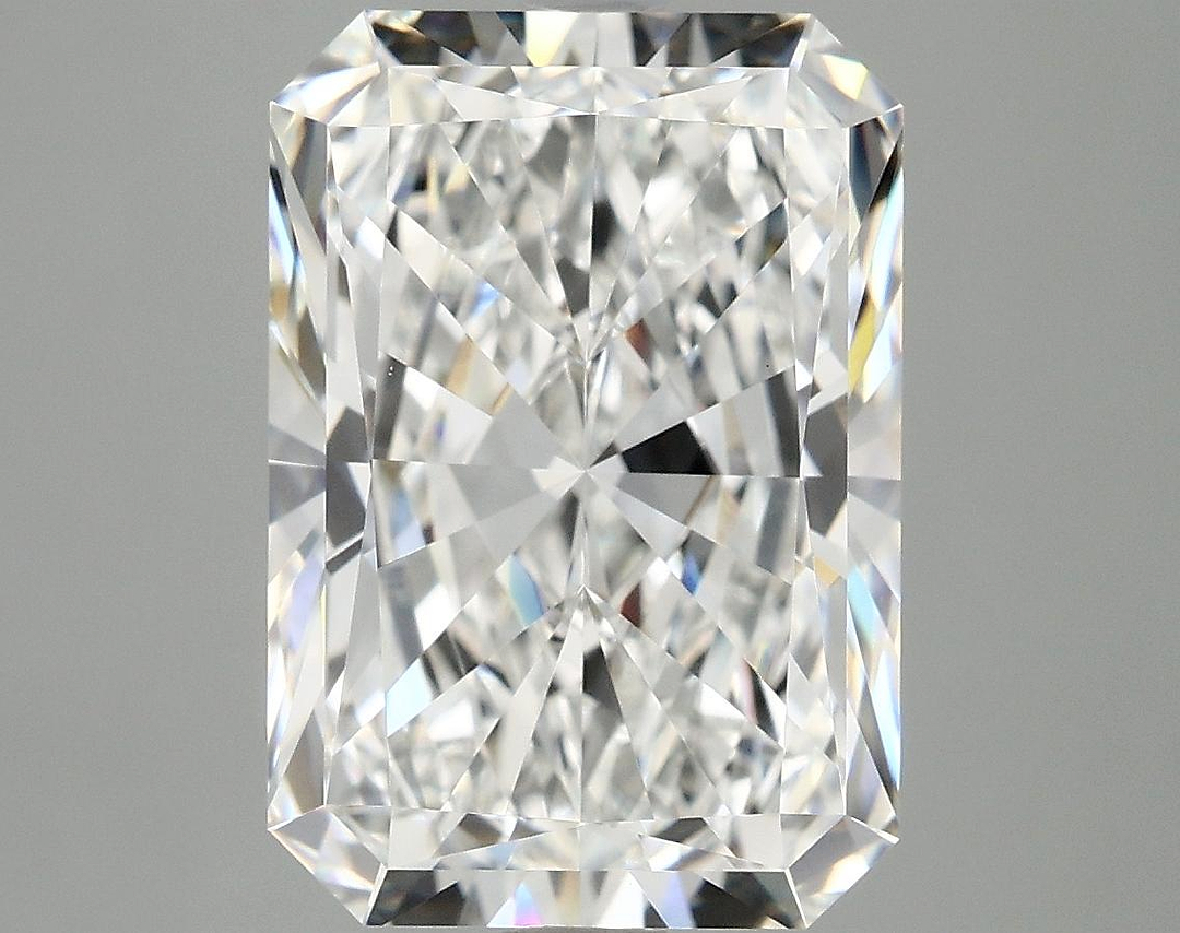 4.99 Carat Radiant Shaped Ideal Cut VVS2 IGI Certified Lab Grown Diamond