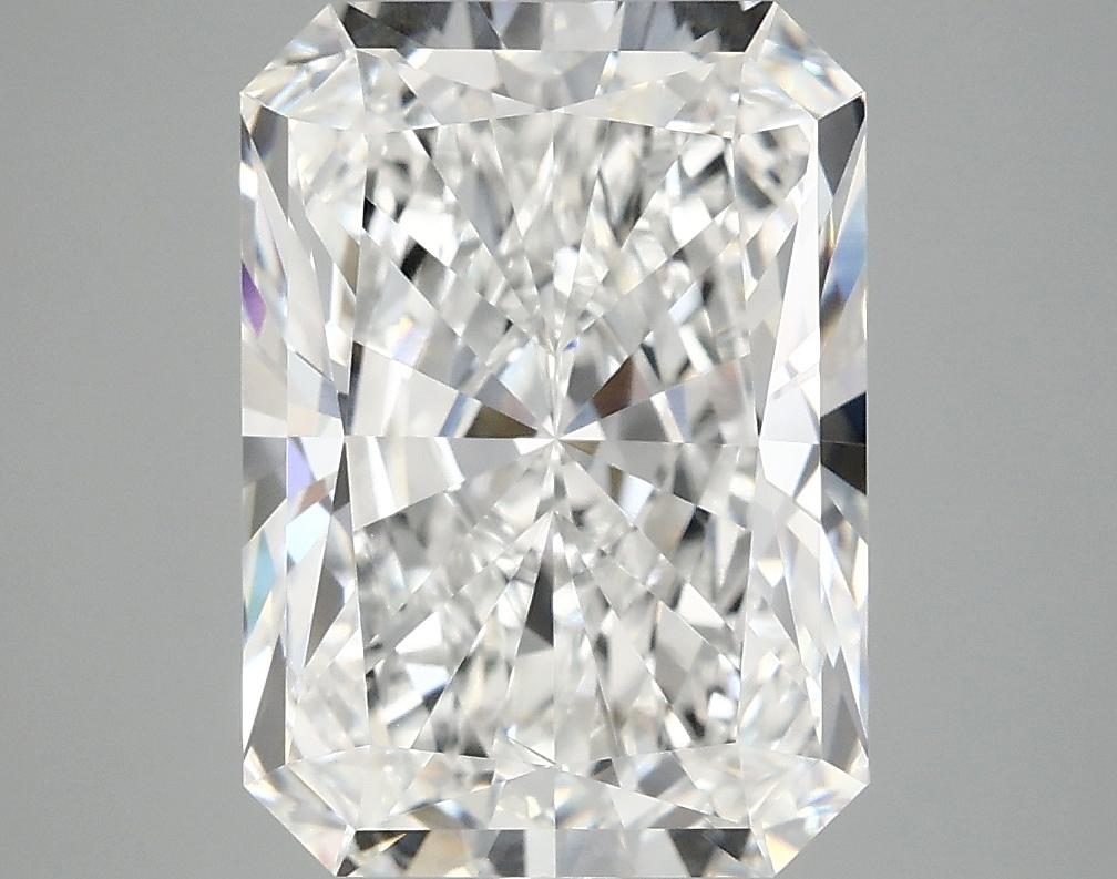 4.92 Carat Radiant Shaped Ideal Cut VS2 IGI Certified Lab Grown Diamond