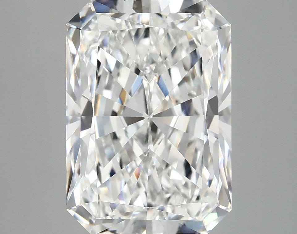 4.04 Carat Radiant Shaped Ideal Cut VVS2 IGI Certified Lab Grown Diamond