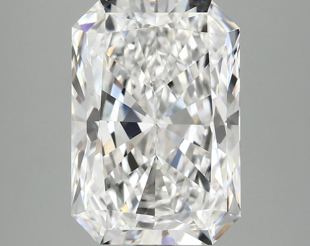 3.97 Carat Radiant Shaped Ideal Cut VVS2 IGI Certified Lab Grown Diamond