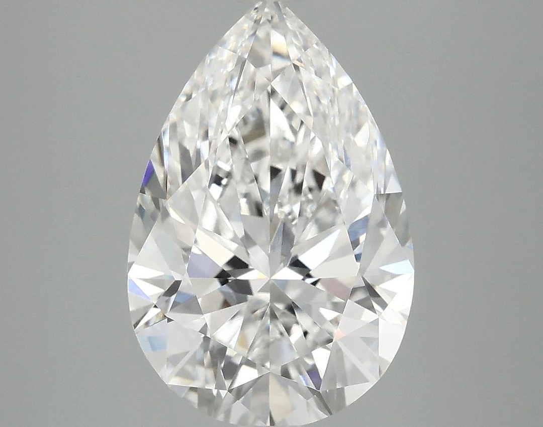 4.0 Carat Pear Shaped Excellent Cut VVS2 IGI Certified Lab Grown Diamond