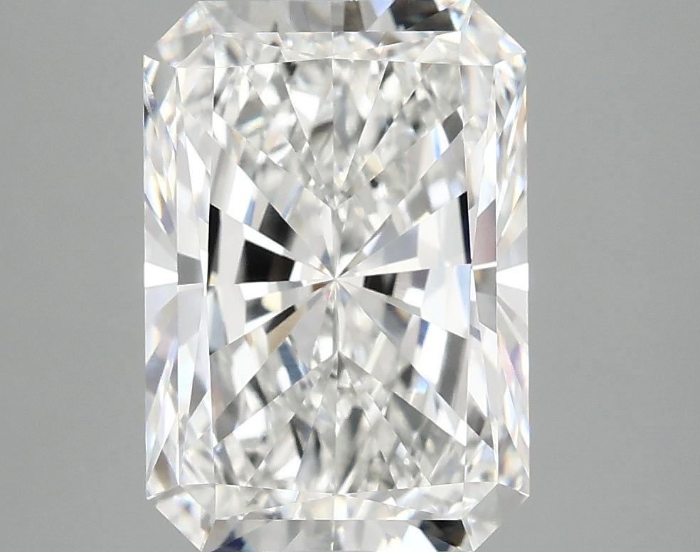 3.96 Carat Radiant Shaped Ideal Cut VVS2 IGI Certified Lab Grown Diamond