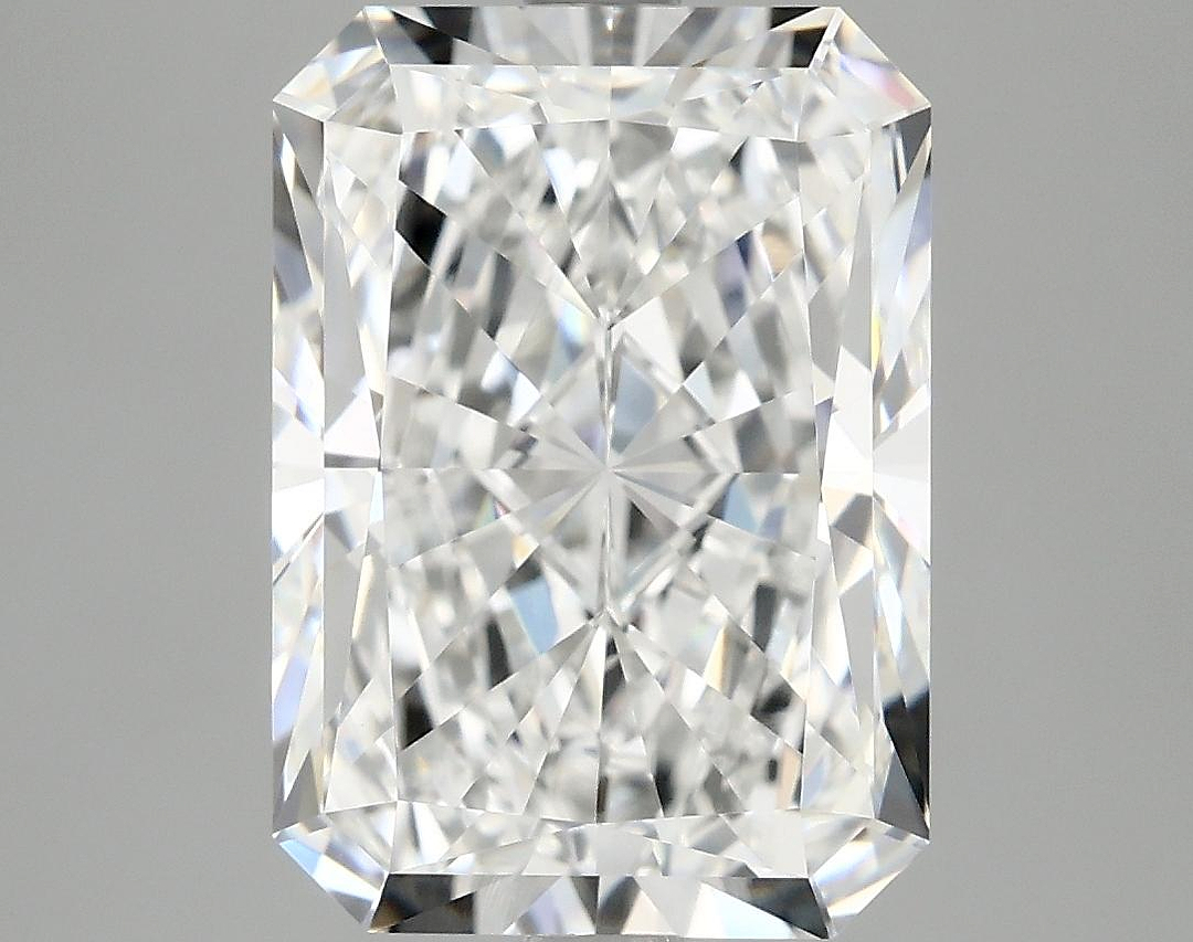 4.04 Carat Radiant Shaped Ideal Cut VVS2 IGI Certified Lab Grown Diamond