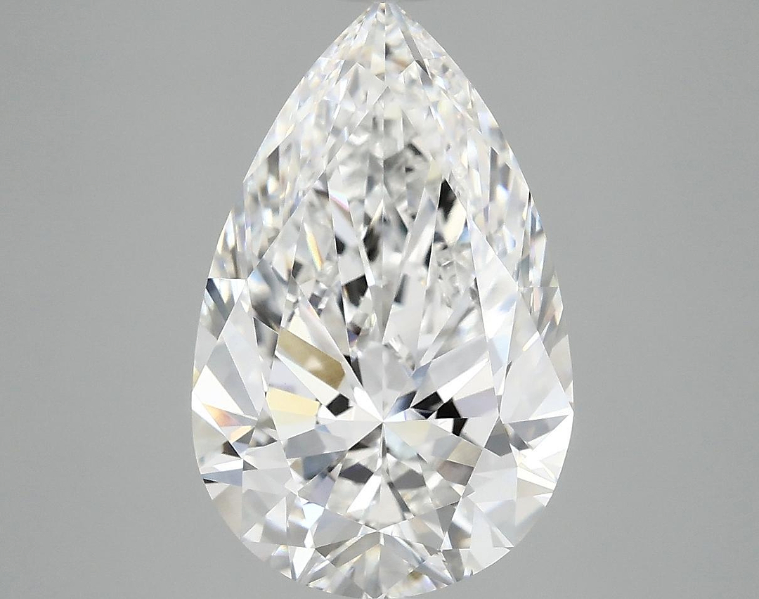4.05 Carat Pear Shaped Ideal Cut VS1 IGI Certified Lab Grown Diamond
