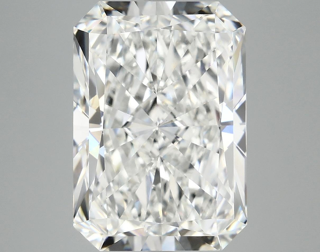 7.5 Carat Radiant Shaped Ideal Cut VS1 IGI Certified Lab Grown Diamond