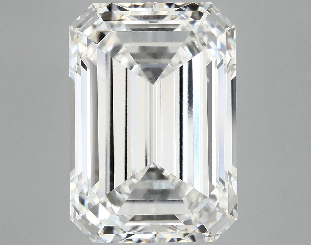 12.43 Carat Emerald Shaped Ideal Cut VS1 IGI Certified Lab Grown Diamond