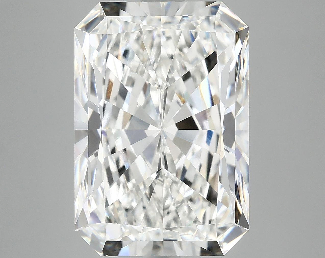 9.18 Carat Radiant Shaped Ideal Cut VVS2 IGI Certified Lab Grown Diamond