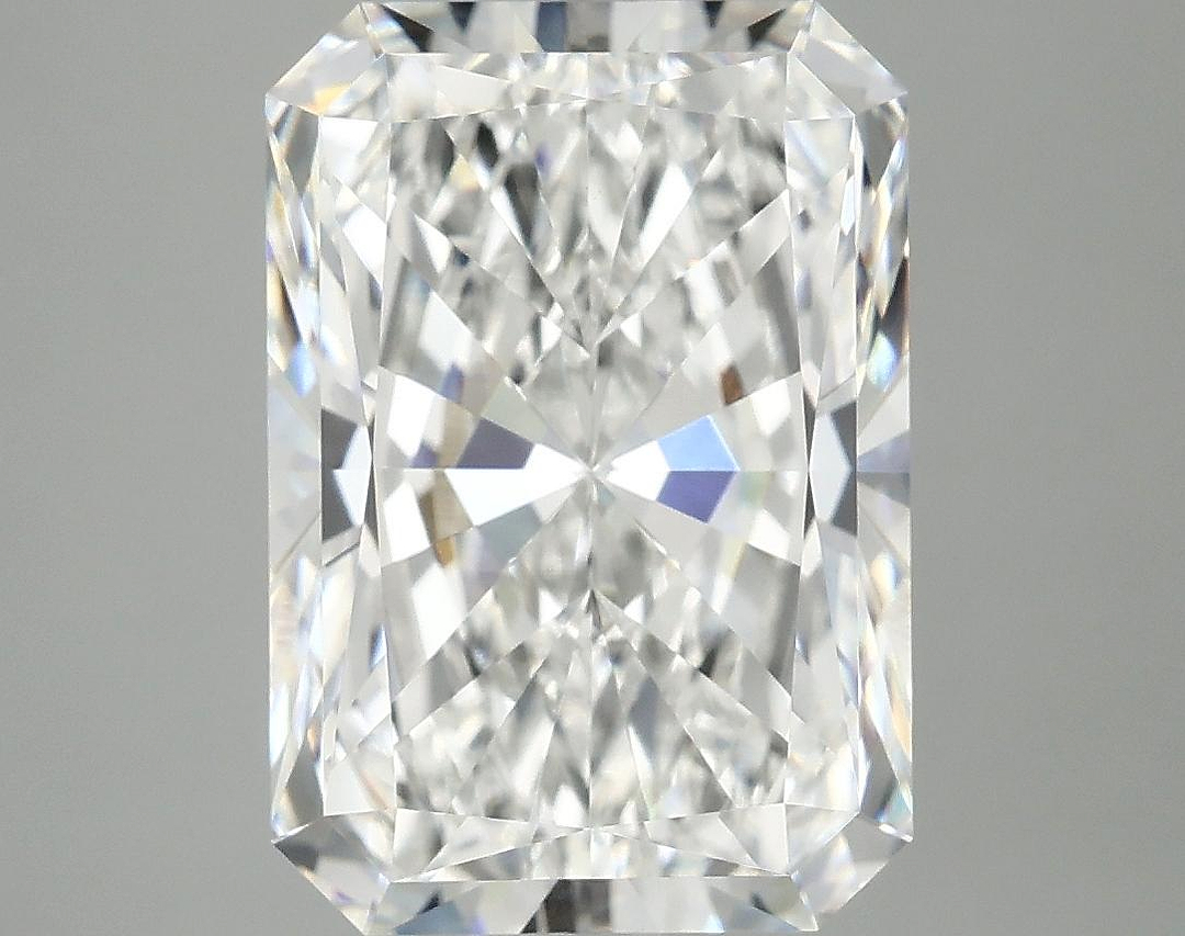 4.97 Carat Radiant Shaped Ideal Cut VVS2 IGI Certified Lab Grown Diamond