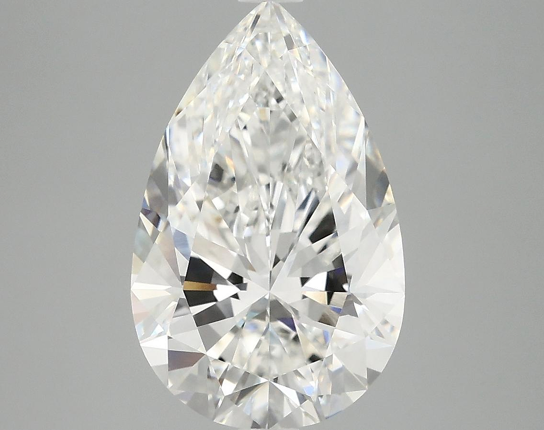 4.0 Carat Pear Shaped Ideal Cut VVS2 IGI Certified Lab Grown Diamond