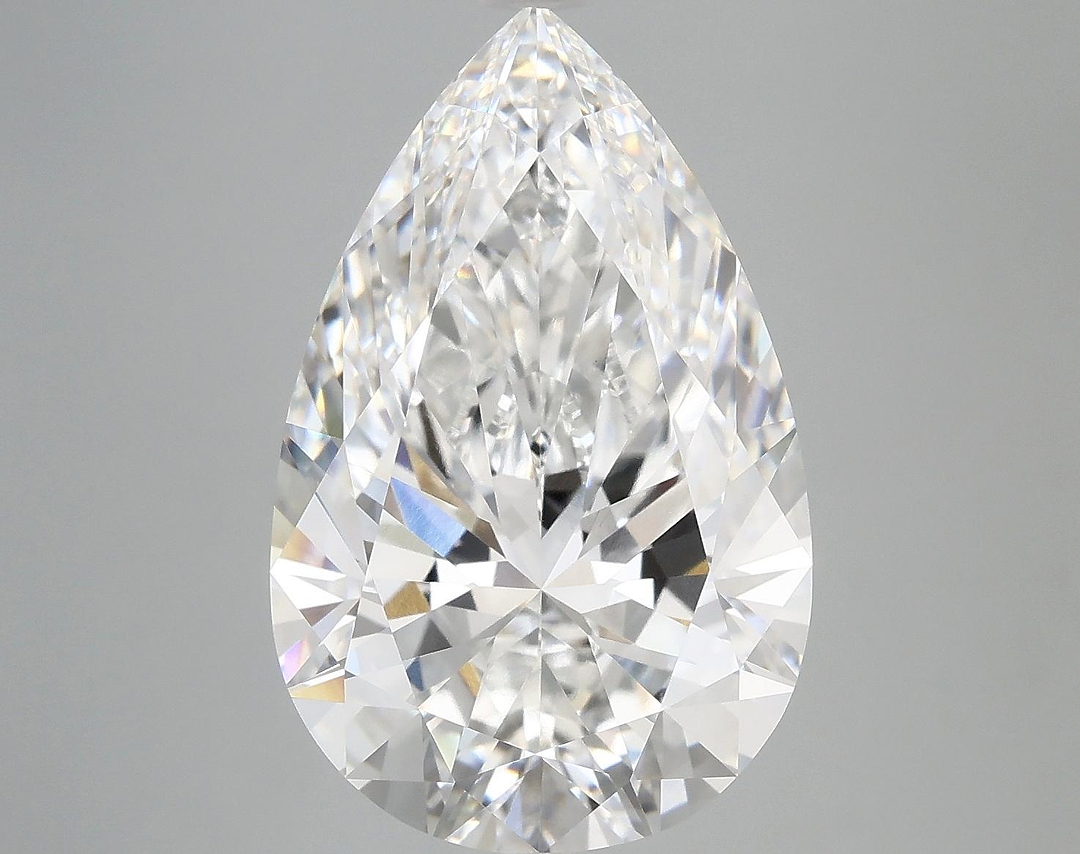 7.5 Carat Pear Shaped Ideal Cut VVS2 IGI Certified Lab Grown Diamond