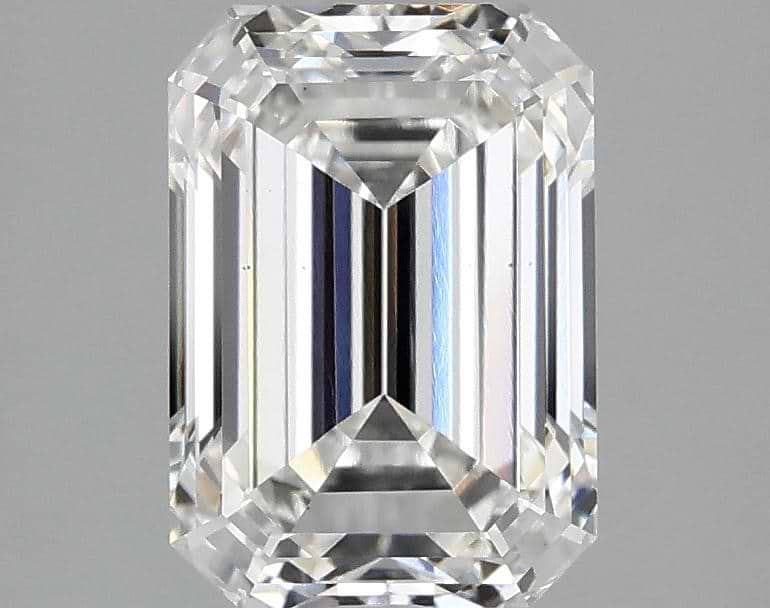 2.5 Carat Emerald Shaped Ideal Cut VS2 IGI Certified Lab Grown Diamond