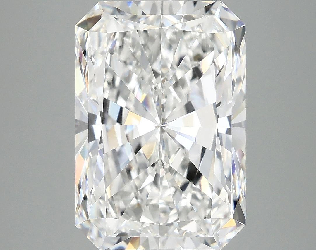 5.04 Carat Radiant Shaped Ideal Cut VVS2 IGI Certified Lab Grown Diamond