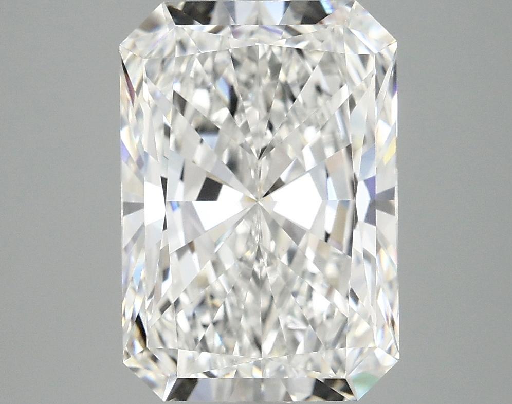 4.17 Carat Radiant Shaped Ideal Cut VVS2 IGI Certified Lab Grown Diamond