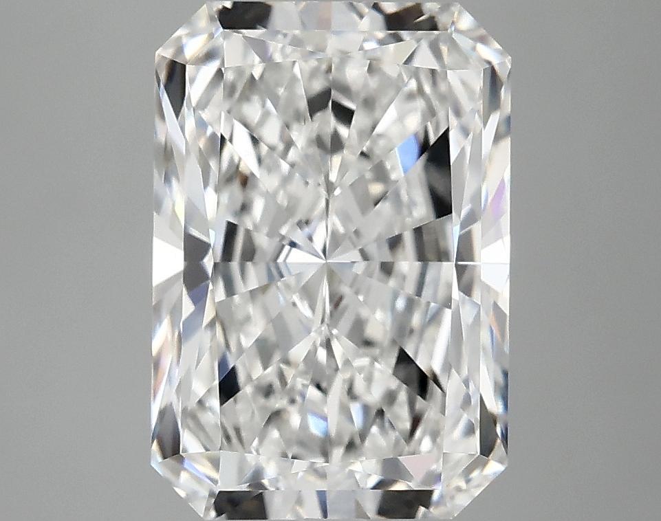 3.82 Carat Radiant Shaped Ideal Cut VS1 IGI Certified Lab Grown Diamond