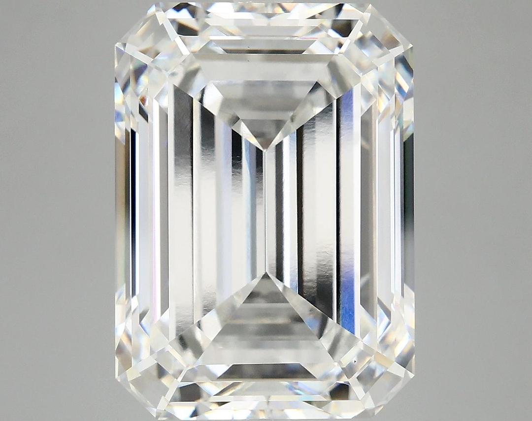 12.66 Carat Emerald Shaped Ideal Cut VS1 IGI Certified Lab Grown Diamond