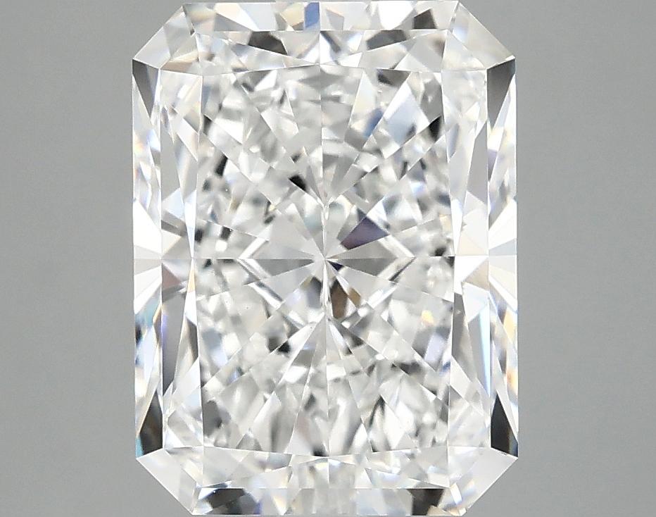 4.03 Carat Radiant Shaped Excellent Cut VVS2 IGI Certified Lab Grown Diamond