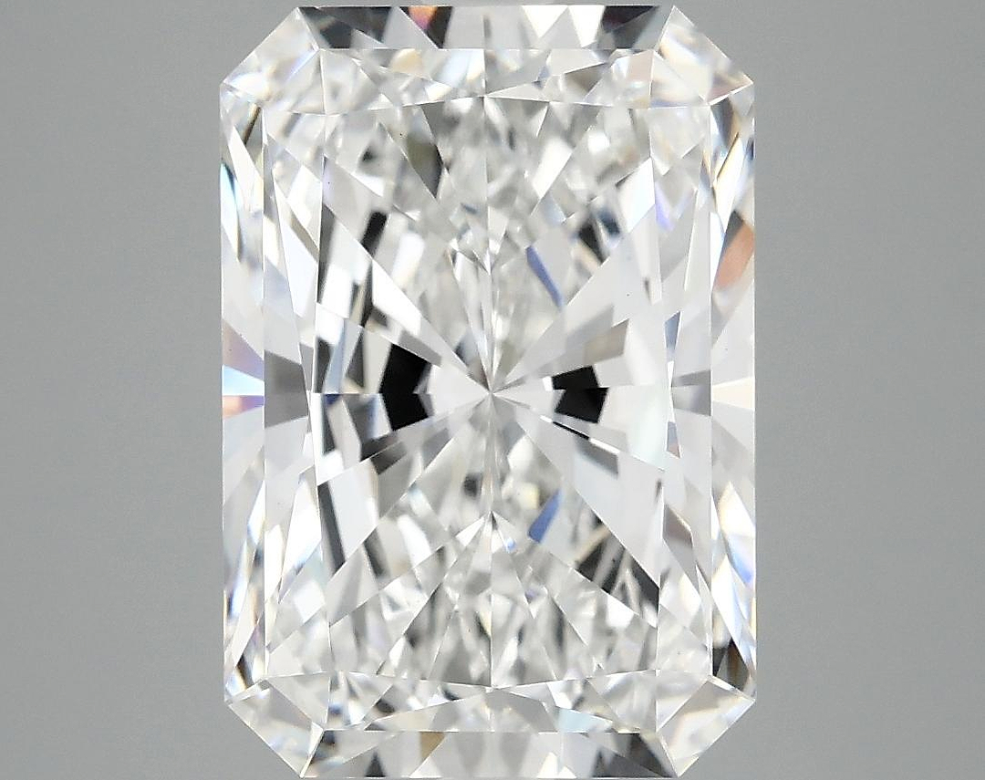 4.93 Carat Radiant Shaped Ideal Cut VS1 IGI Certified Lab Grown Diamond