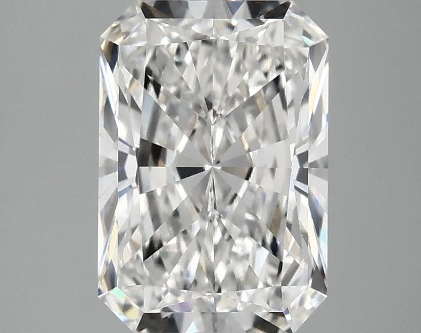 2.55 Carat Radiant Shaped Ideal Cut VVS2 IGI Certified Lab Grown Diamond