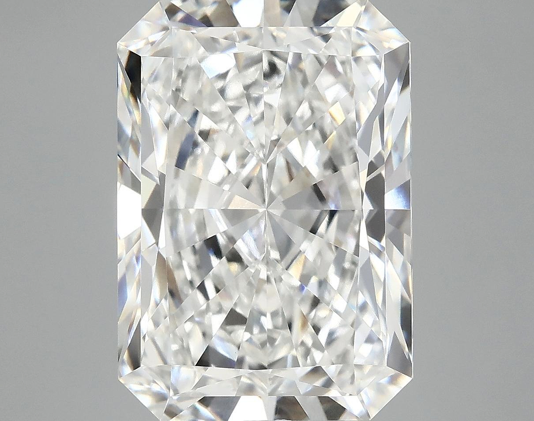 8.32 Carat Radiant Shaped Ideal Cut VVS2 IGI Certified Lab Grown Diamond