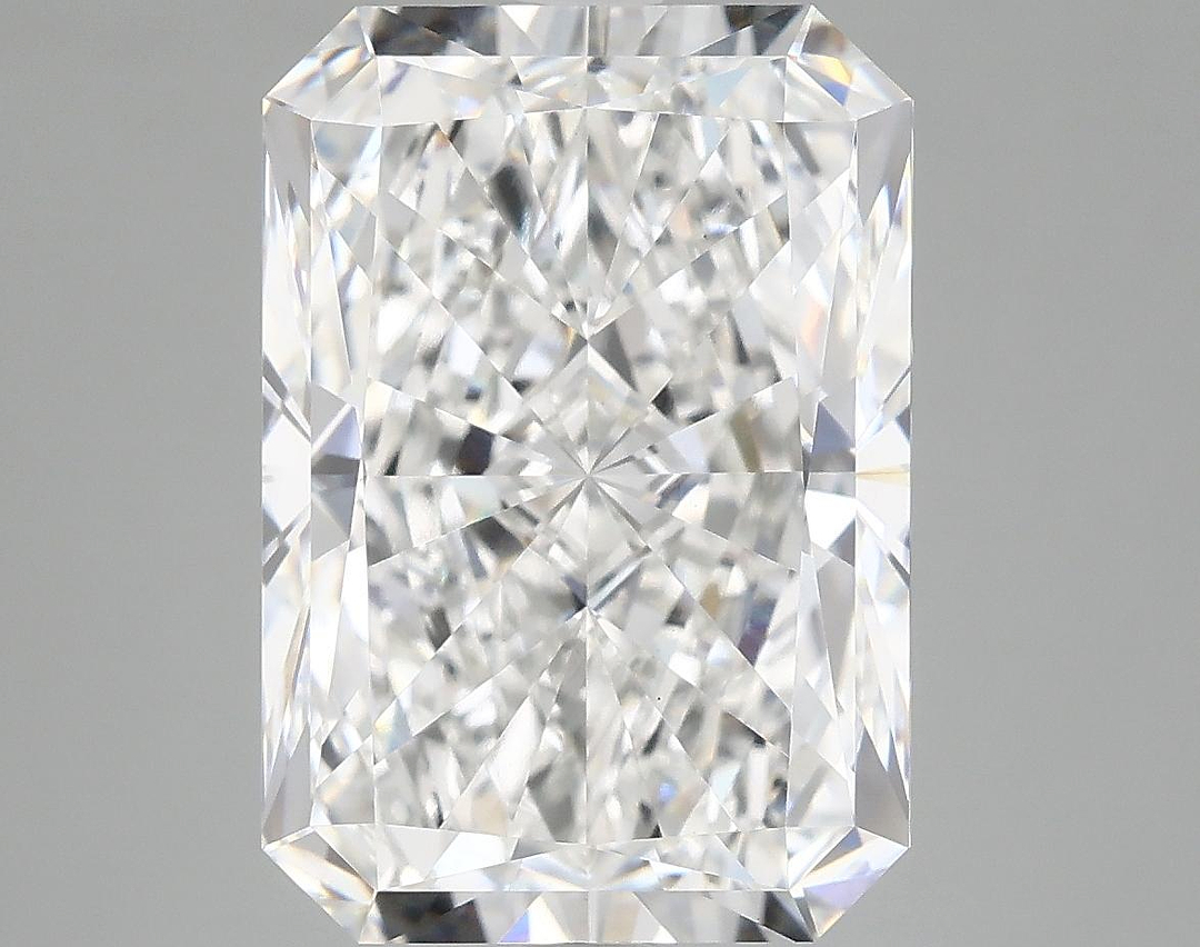 7.28 Carat Radiant Shaped Ideal Cut VVS2 IGI Certified Lab Grown Diamond