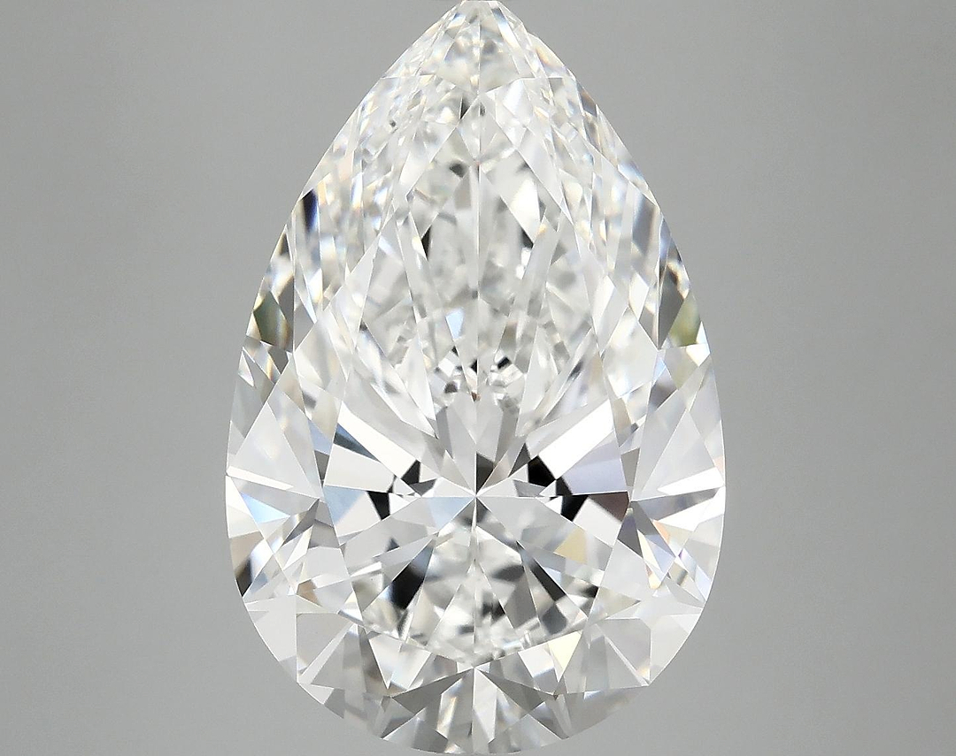 7.9 Carat Pear Shaped Excellent Cut VVS2 IGI Certified Lab Grown Diamond