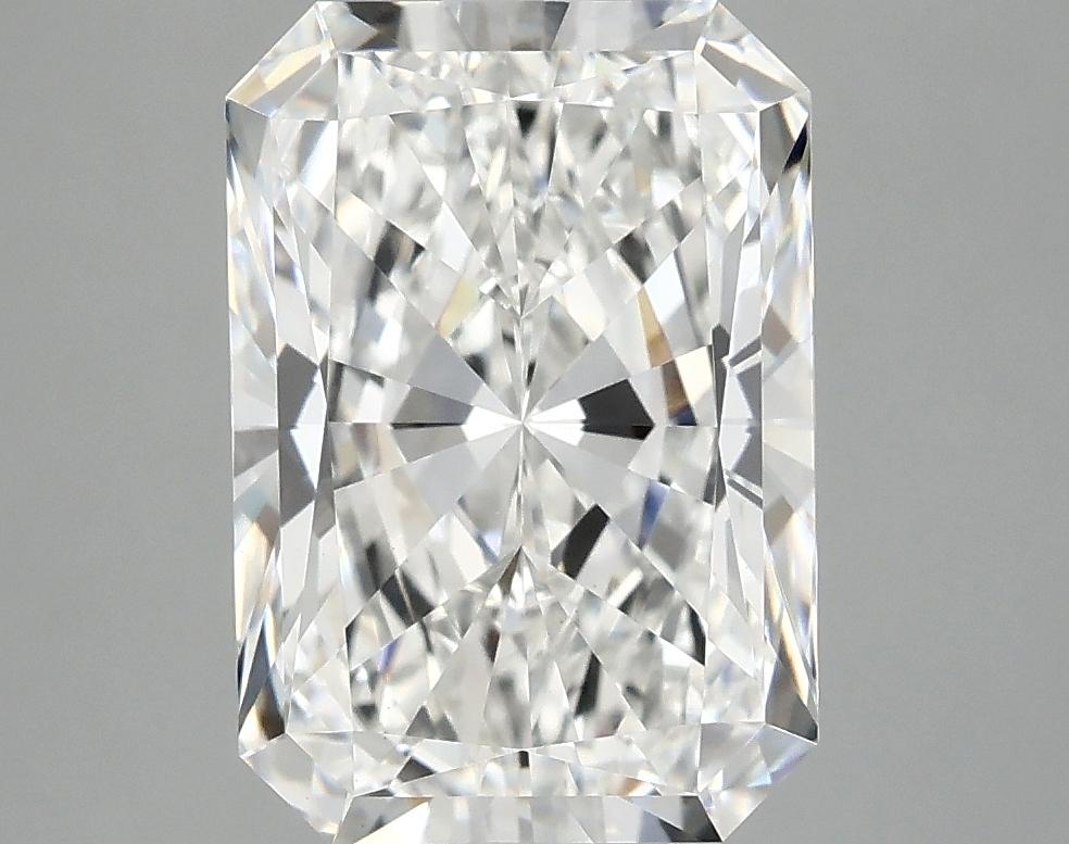 4.16 Carat Radiant Shaped Ideal Cut VS1 IGI Certified Lab Grown Diamond