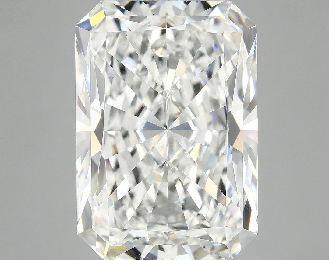 10.56 Carat Radiant Shaped Ideal Cut VVS2 IGI Certified Lab Grown Diamond