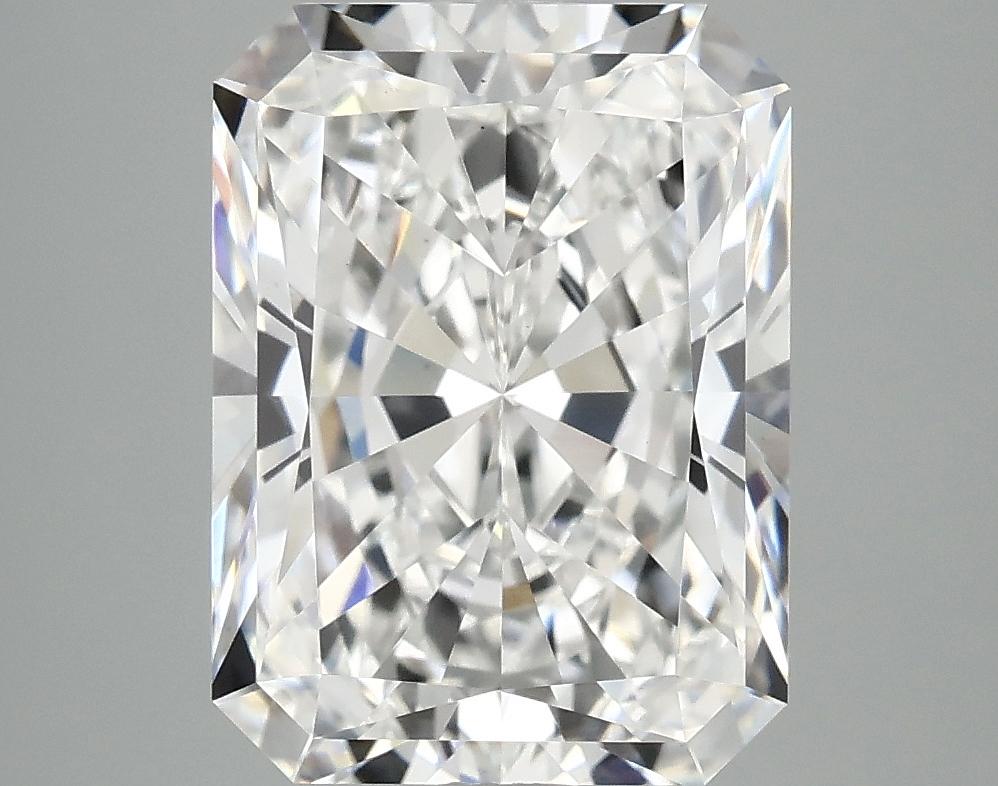 4.73 Carat Radiant Shaped Excellent Cut VS1 IGI Certified Lab Grown Diamond
