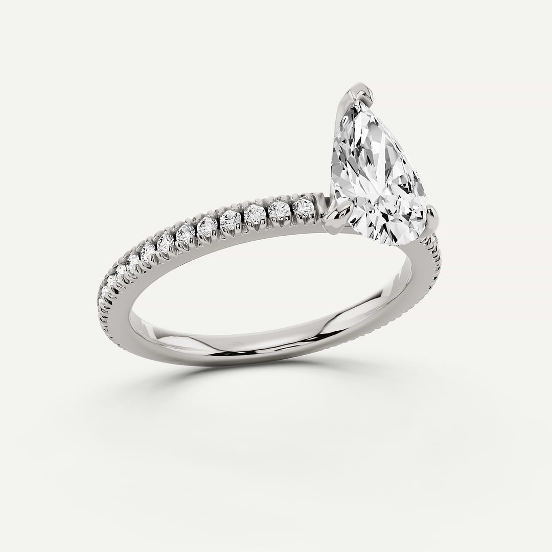 _roll_image@SKU:R1088-LADD0100000PL #metal_platinum+origin_lab-grown+quality_g-si