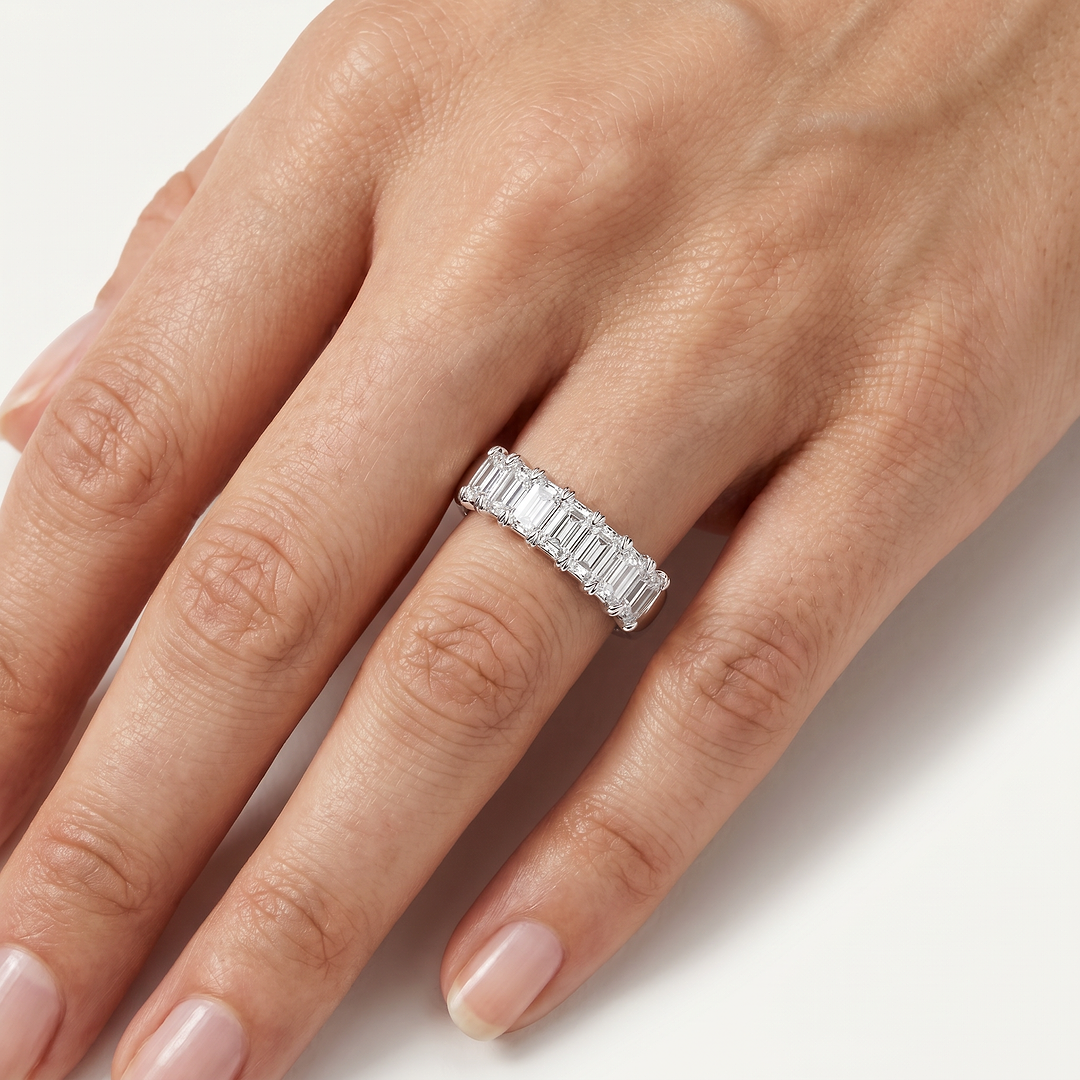 _lifestyle_image@SKU:A1173-NADE01000004W #metal_14k-white-gold+origin_lab-grown+quality_ef-vs2+