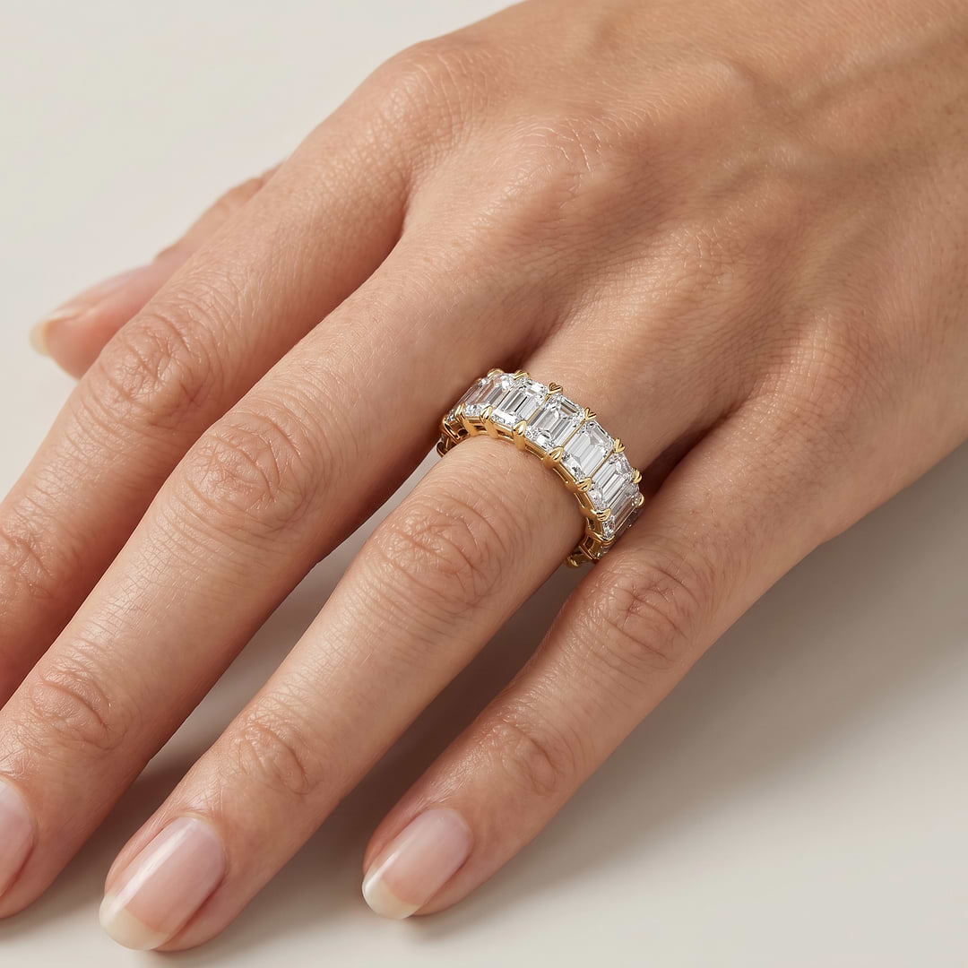 _lifestyle_image@SKU:A1173-NADE02000004Y #metal_14k-yellow-gold+origin_lab-grown+quality_ef-vs2+