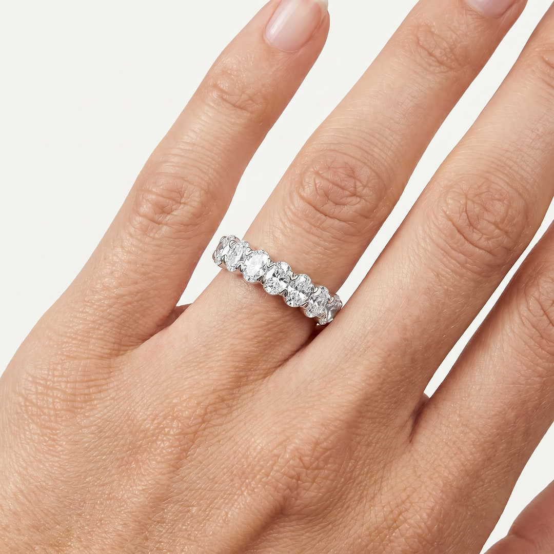 _lifestyle_image@SKU:A1173-LADO01020004W #metal_10k-white-gold+origin_lab-grown+quality_g-si