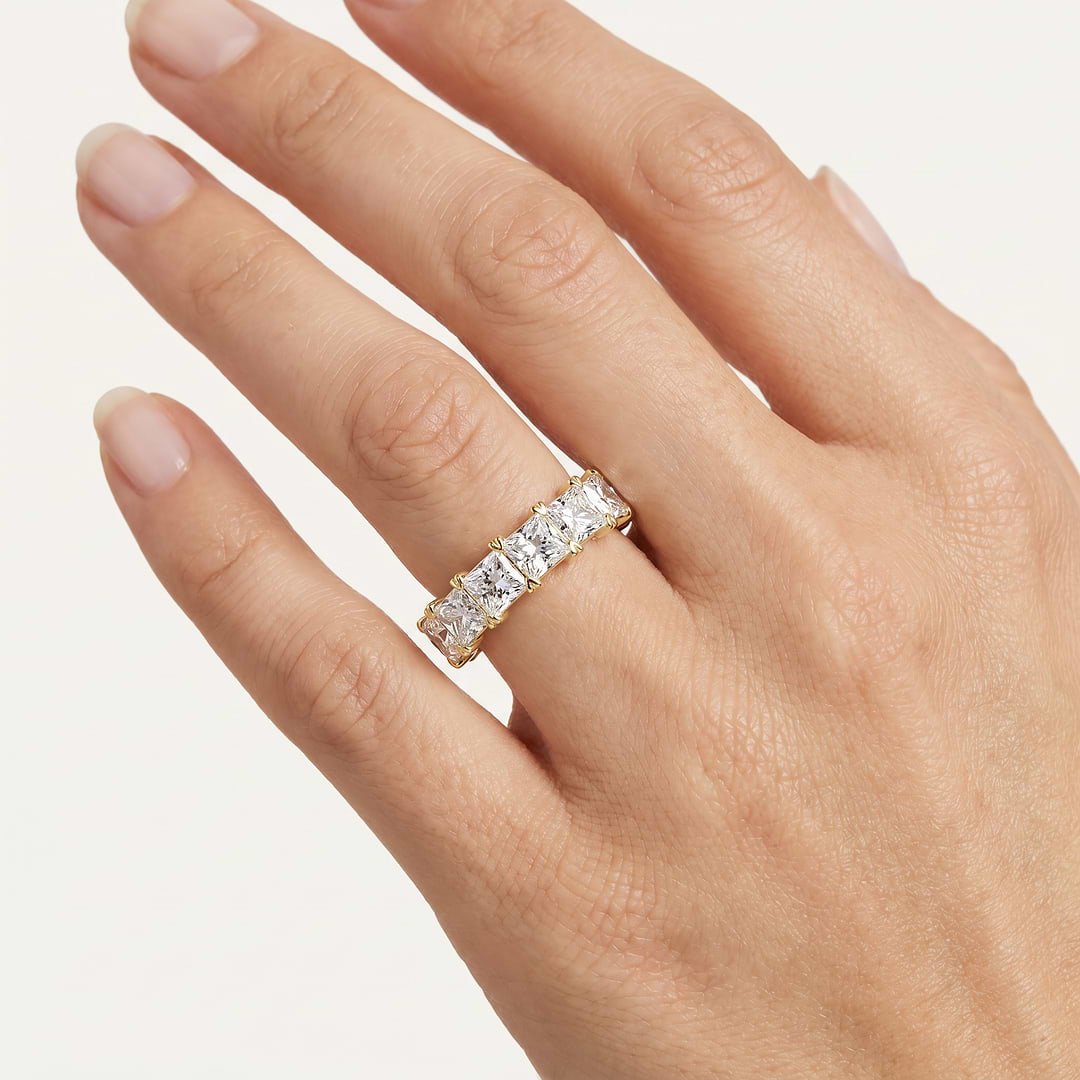 _lifestyle_image@SKU:A1173-NADP02000004Y #metal_14k-yellow-gold+origin_lab-grown+quality_ef-vs2+