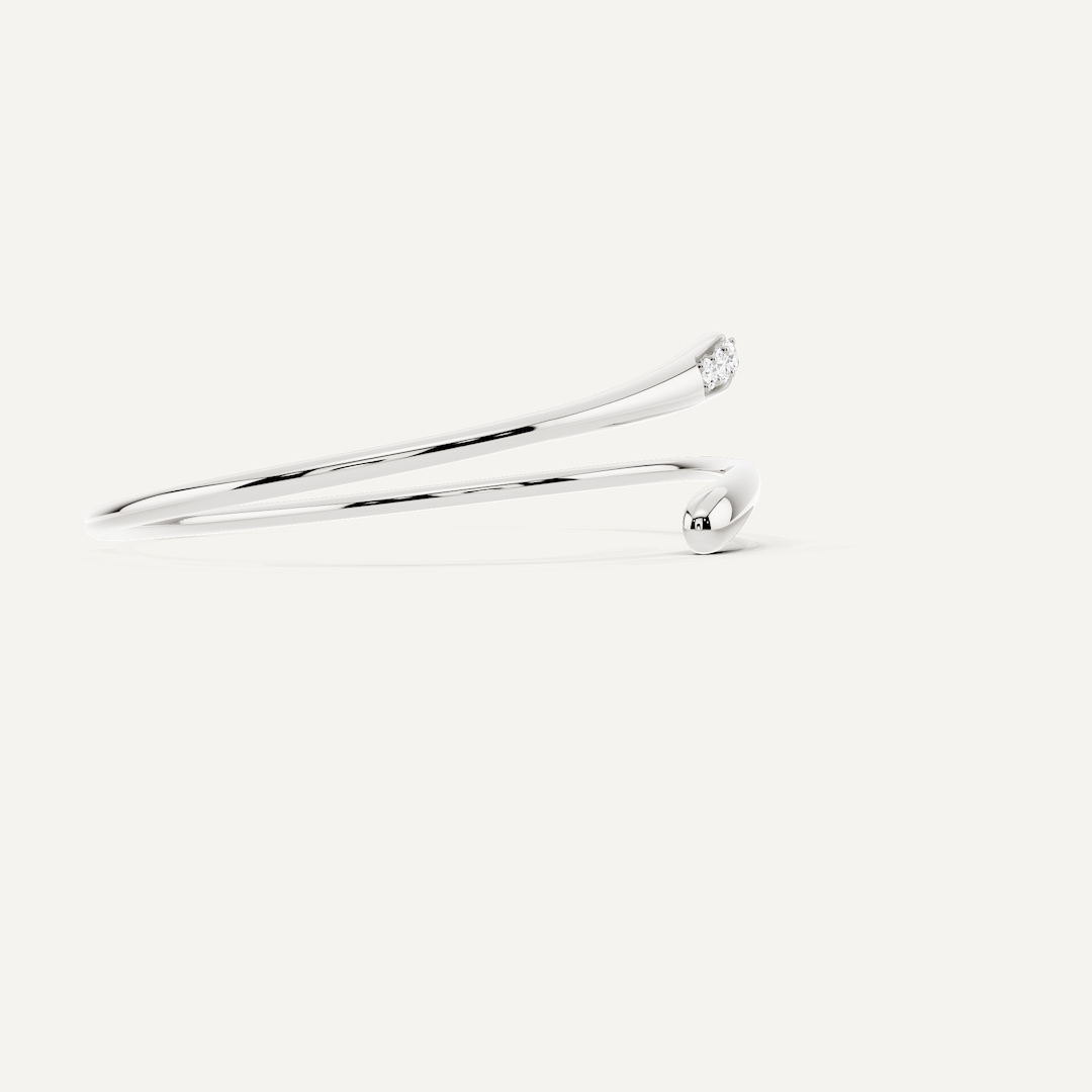 _roll_image@SKU:B8226-LADR00250001W #metal_10k-white-gold+origin_lab-grown+quality_g-si