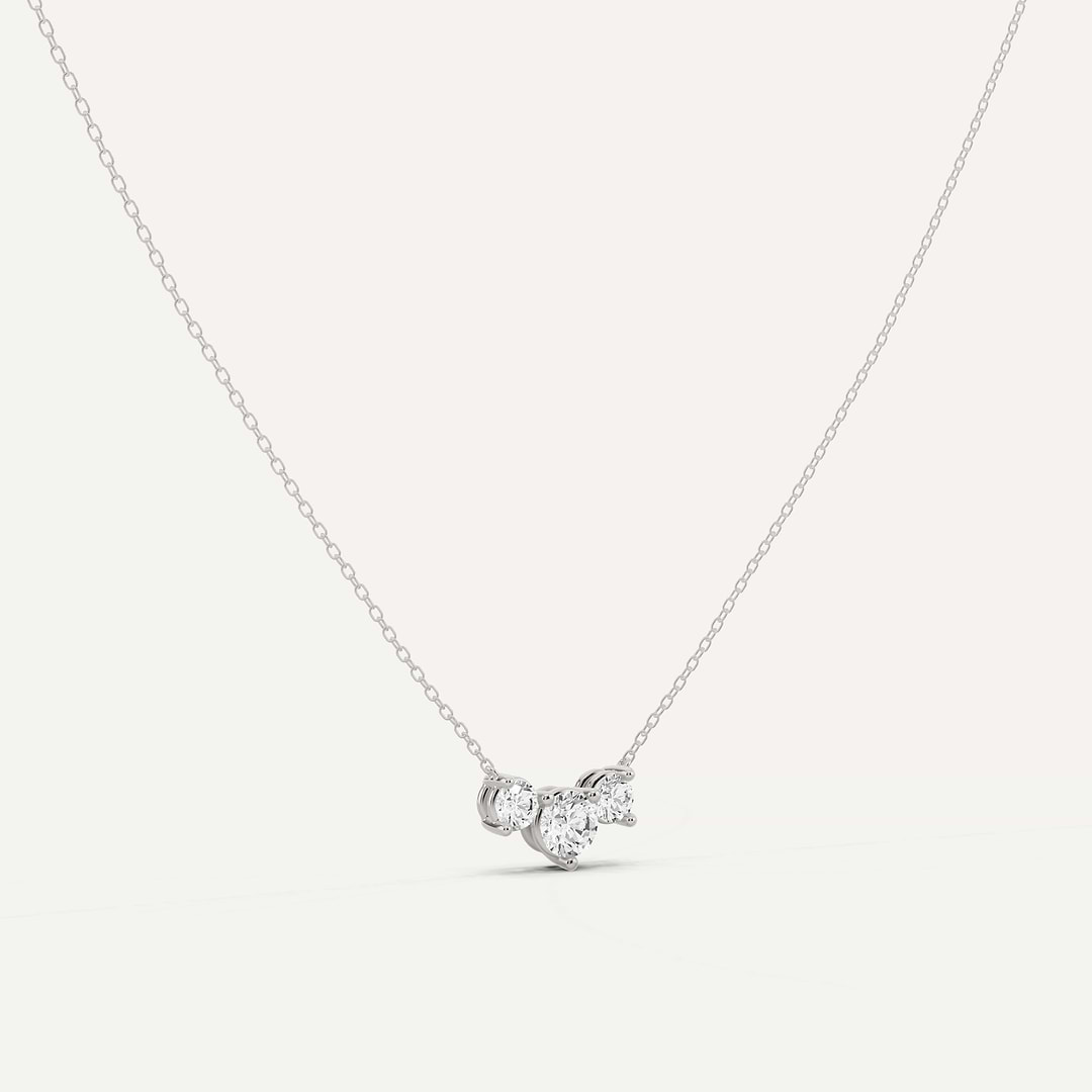 _roll_image@SKU:P1229-LADR01000004W #metal_10k-white-gold+origin_lab-grown+quality_g-si