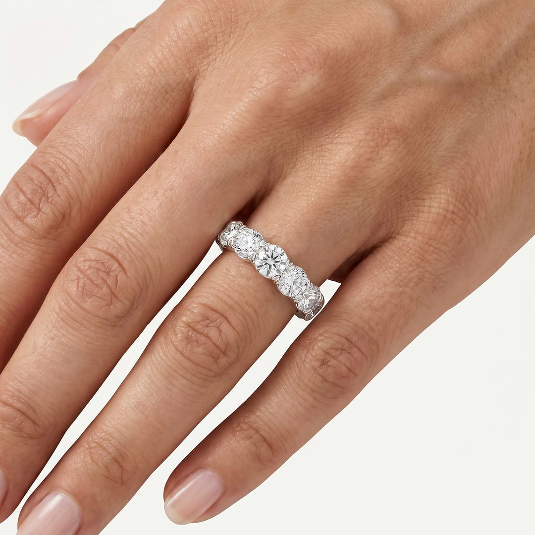 _lifestyle_image@SKU:A1173-NADR03000004W #metal_14k-white-gold+origin_lab-grown+quality_ef-vs2+