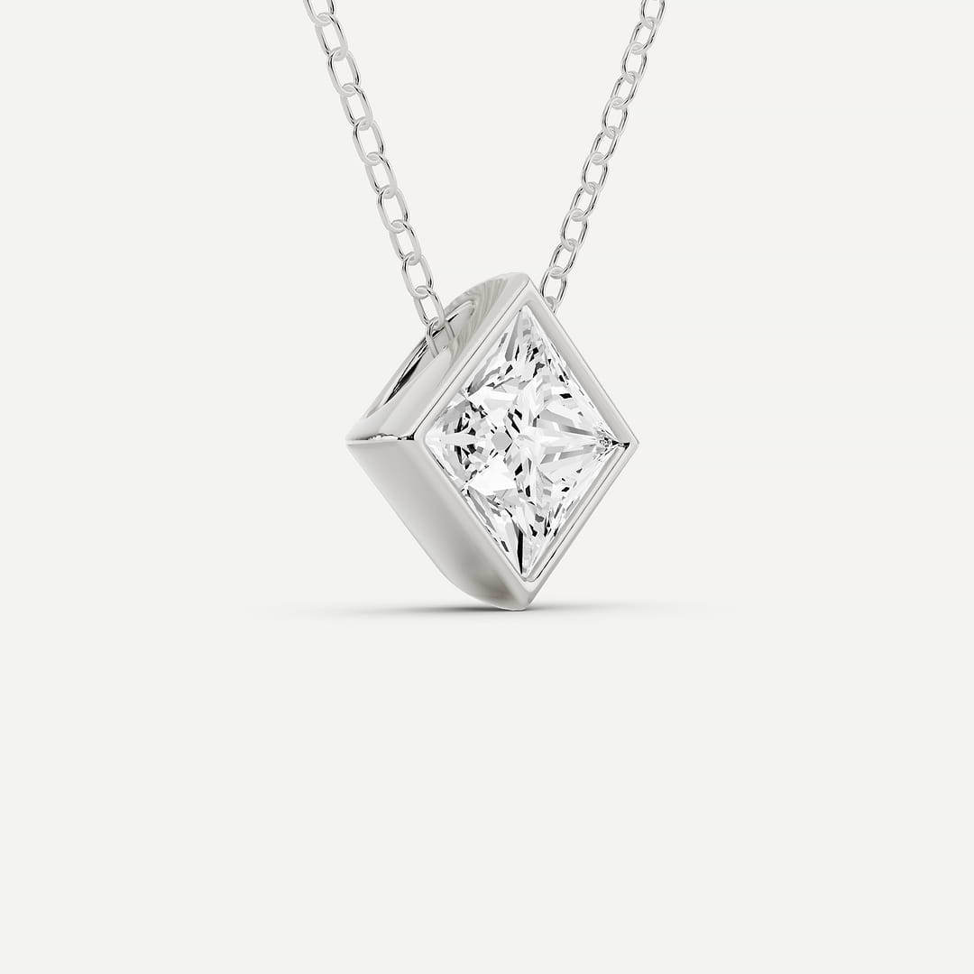 _roll_image@SKU:P2455-NADP01000004W #metal_10k-white-gold+origin_lab-grown+quality_ef-vs2+