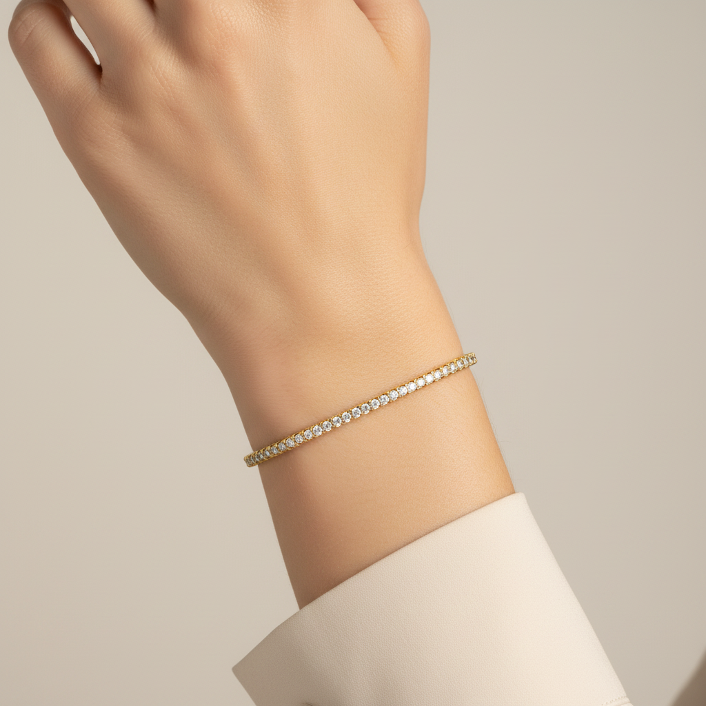 _lifestyle_image@SKU:tes26-LCRR01000006W #metal_10k-white-gold+origin_lab-created