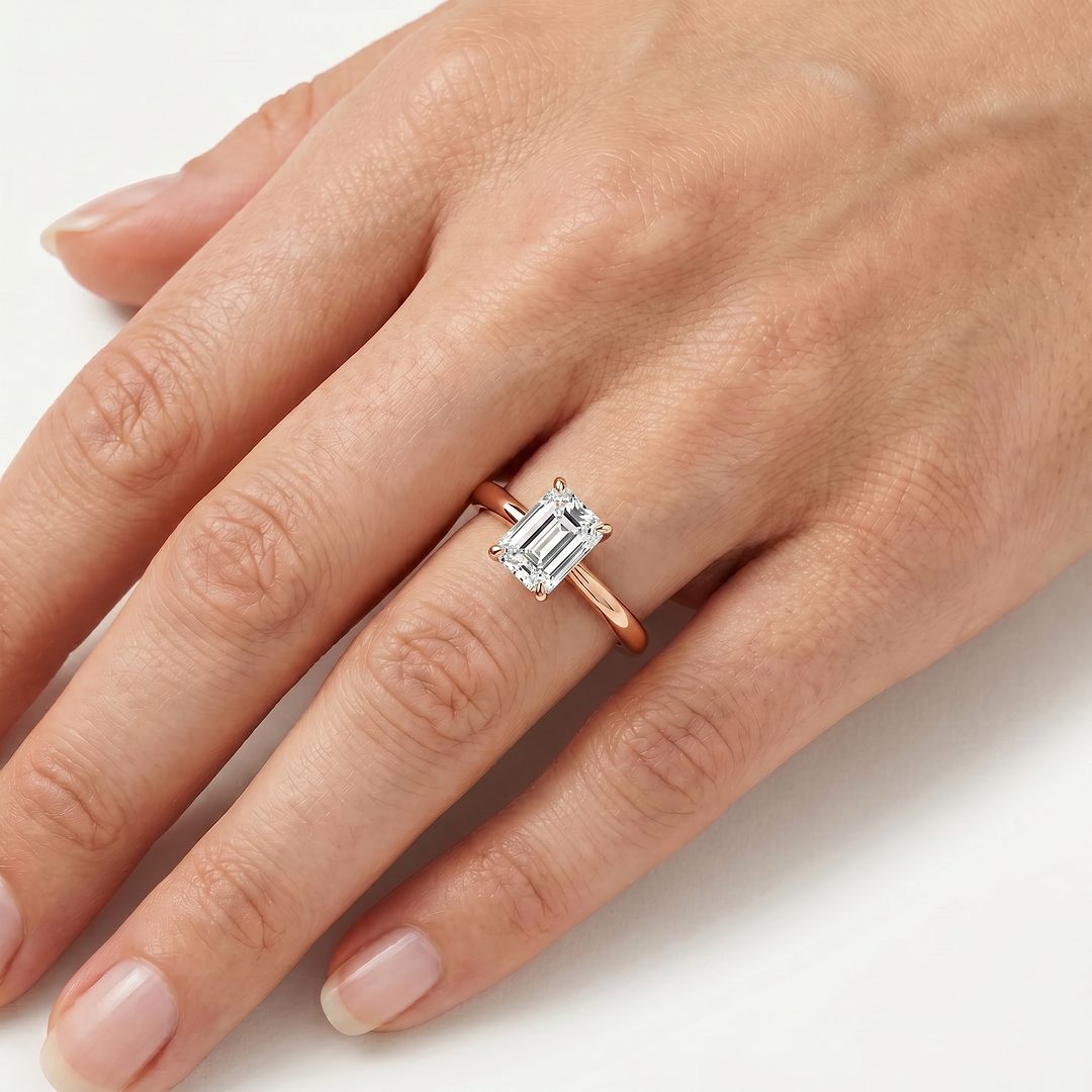 _lifestyle_image@SKU:R5314-LADE01000004P #metal_10k-rose-gold+origin_lab-grown+quality_g-si