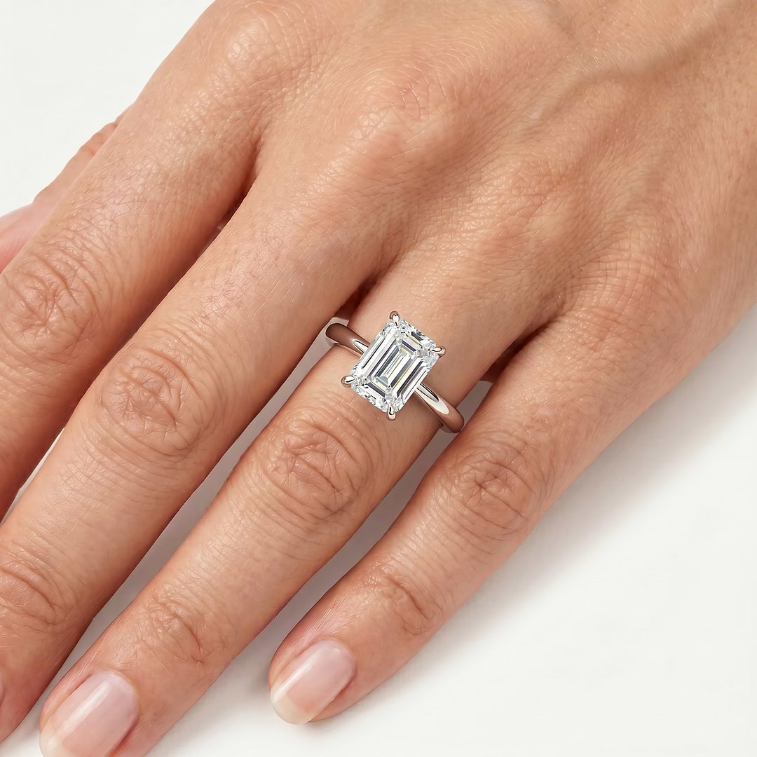 _lifestyle_image@SKU:R5314-NADE0300000PL #metal_platinum+origin_lab-grown+quality_ef-vs2+