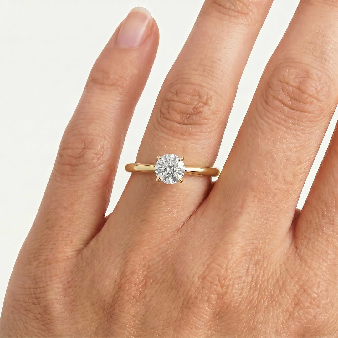 _lifestyle_image@SKU:R5314-NADT01000004Y #metal_14k-yellow-gold+origin_lab-grown+quality_ef-vs2+