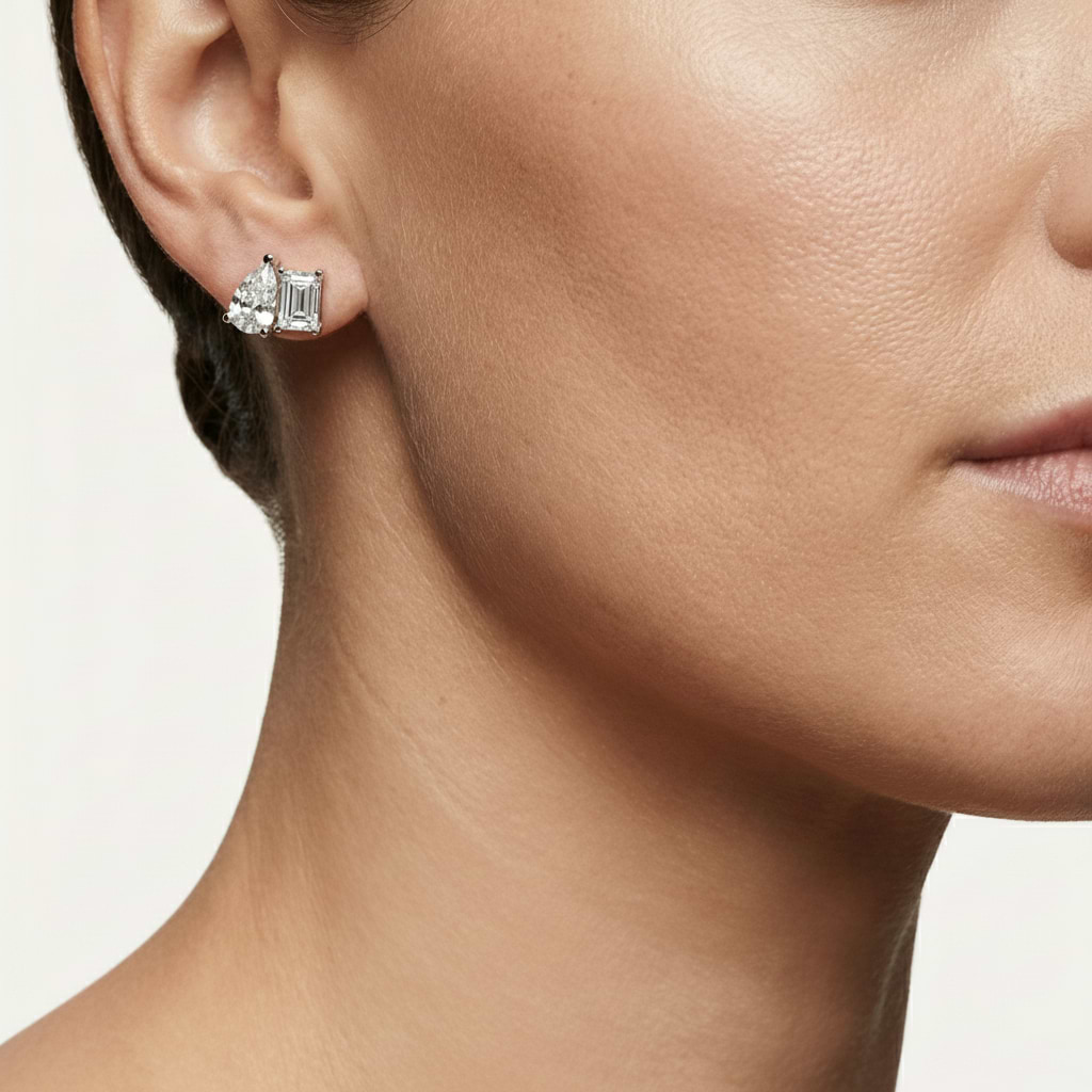 _roll_image@SKU:CL744-E26282500004W #metal_10k-white-gold+origin_lab-grown+quality_g-si