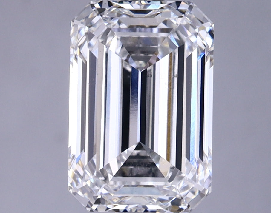 2.75 Carat Emerald Shaped Very Good Cut VS2 GIA Certified Lab Grown Diamond