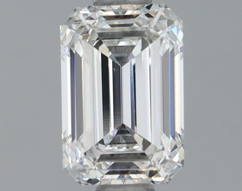 0.82 Carat Emerald Shaped Ideal Cut VS2 IGI Certified Lab Grown Diamond